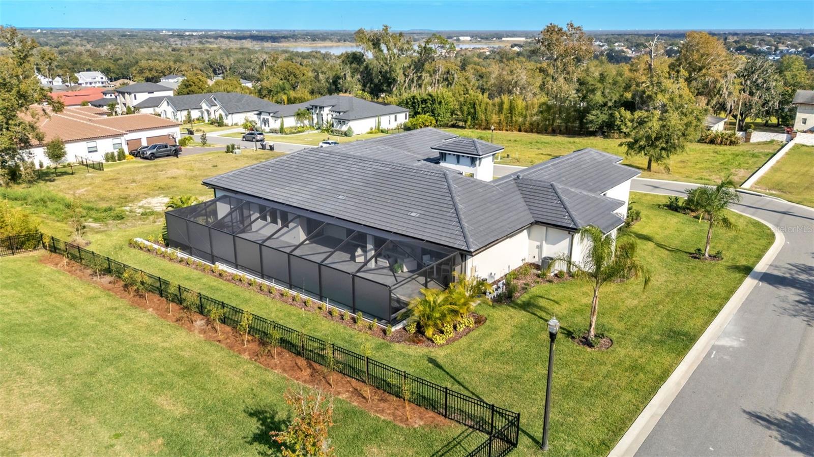 DELPHI I HILLS - Residential