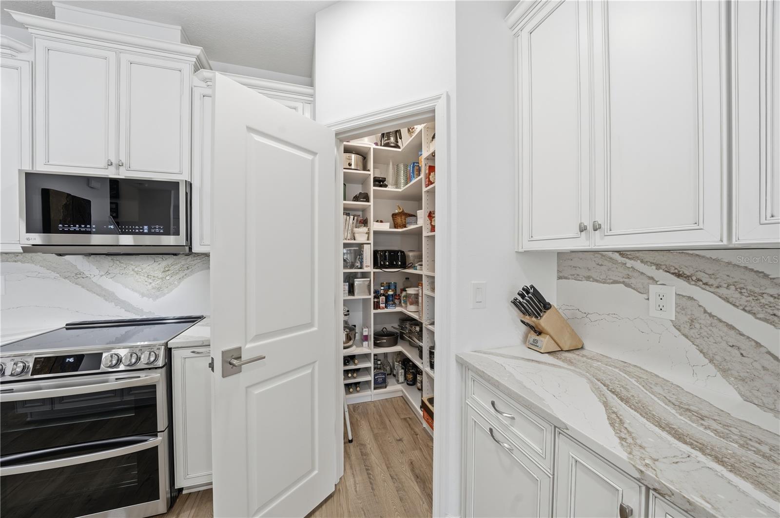 SEMINOLE CROSSING TWNHMS - Residential