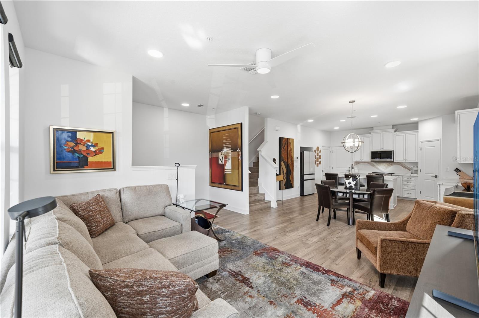 SEMINOLE CROSSING TWNHMS - Residential