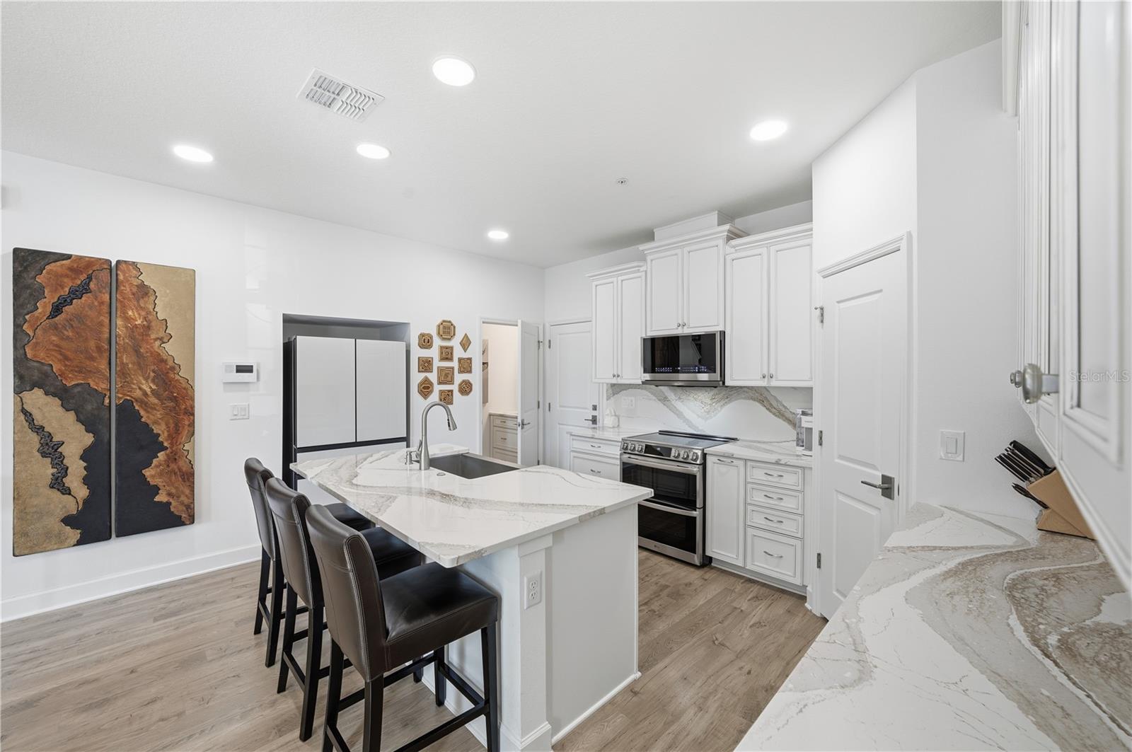 SEMINOLE CROSSING TWNHMS - Residential