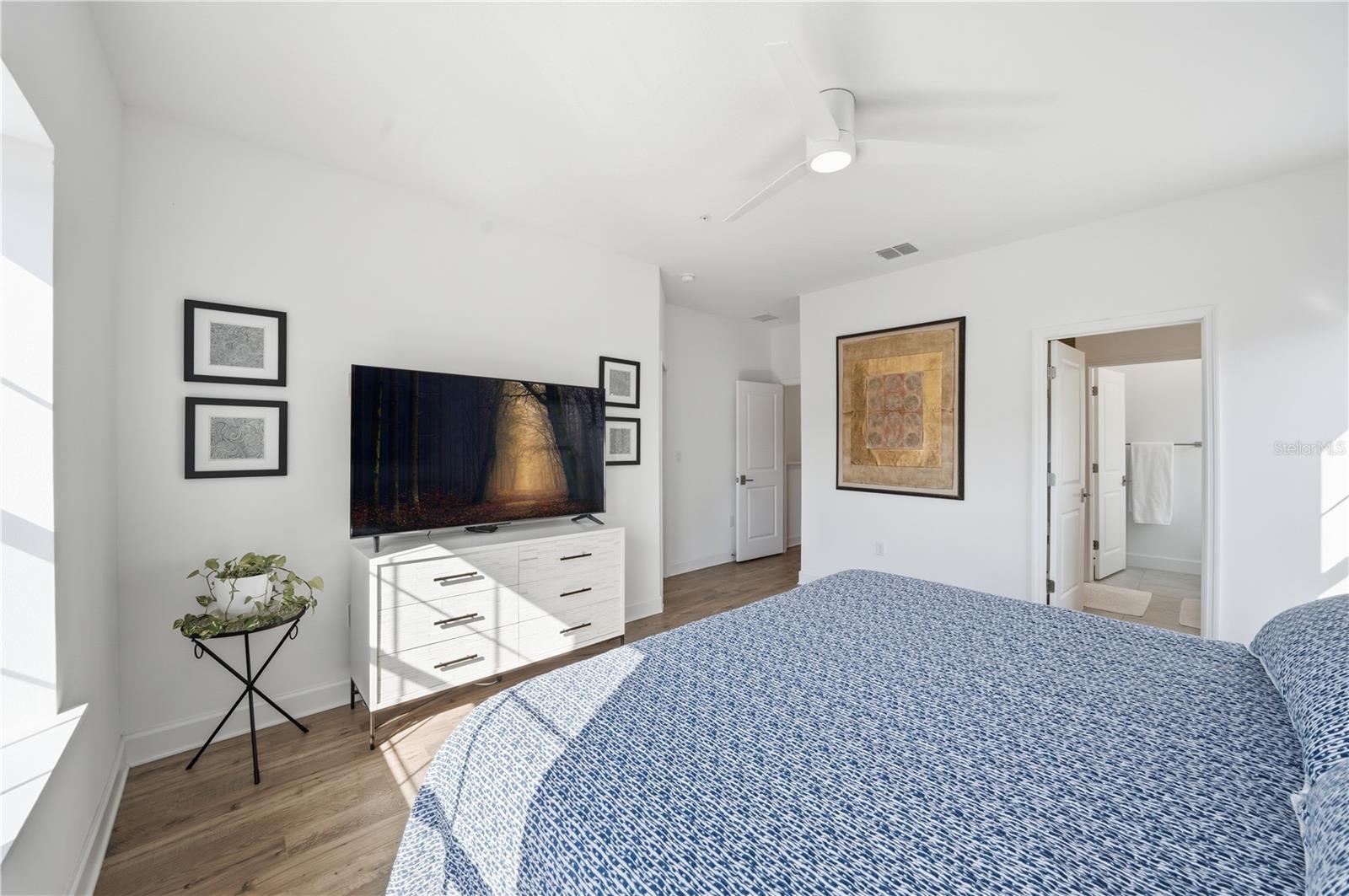 SEMINOLE CROSSING TWNHMS - Residential