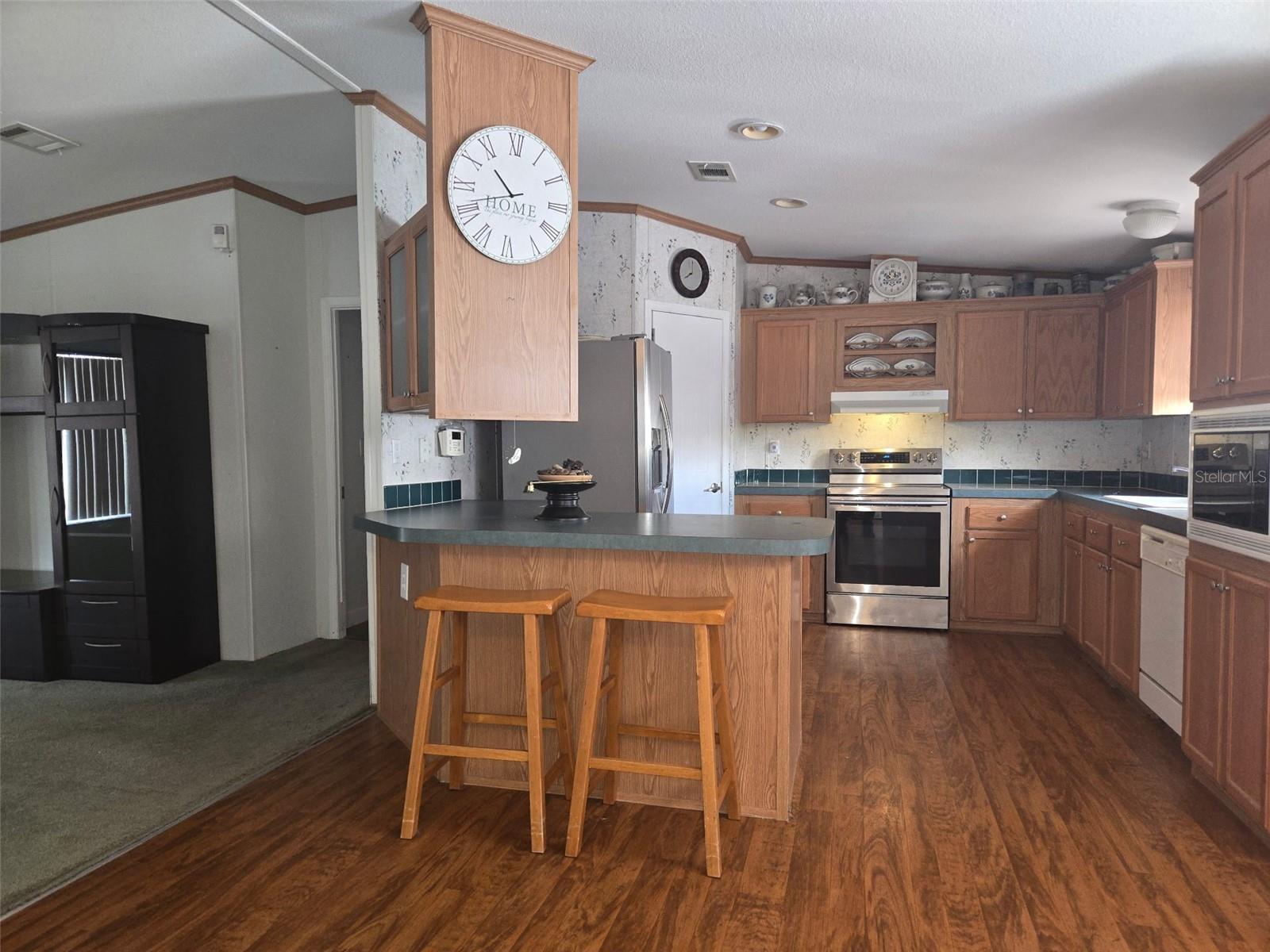 28515 POINSETTIA AVENUE