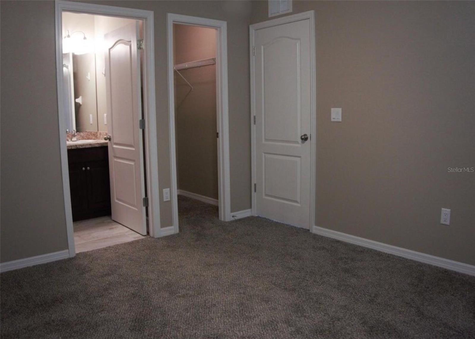 CITRUS SPGS UNIT 01 - Residential Income