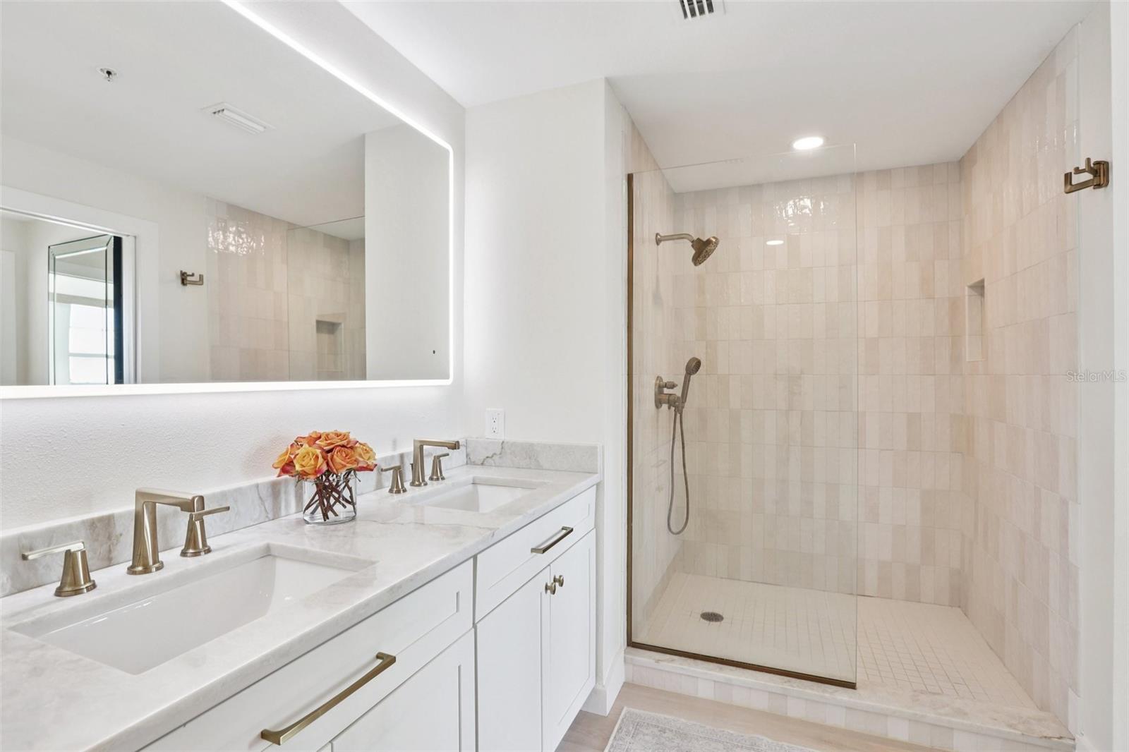 345 BAYSHORE A CONDO - Residential