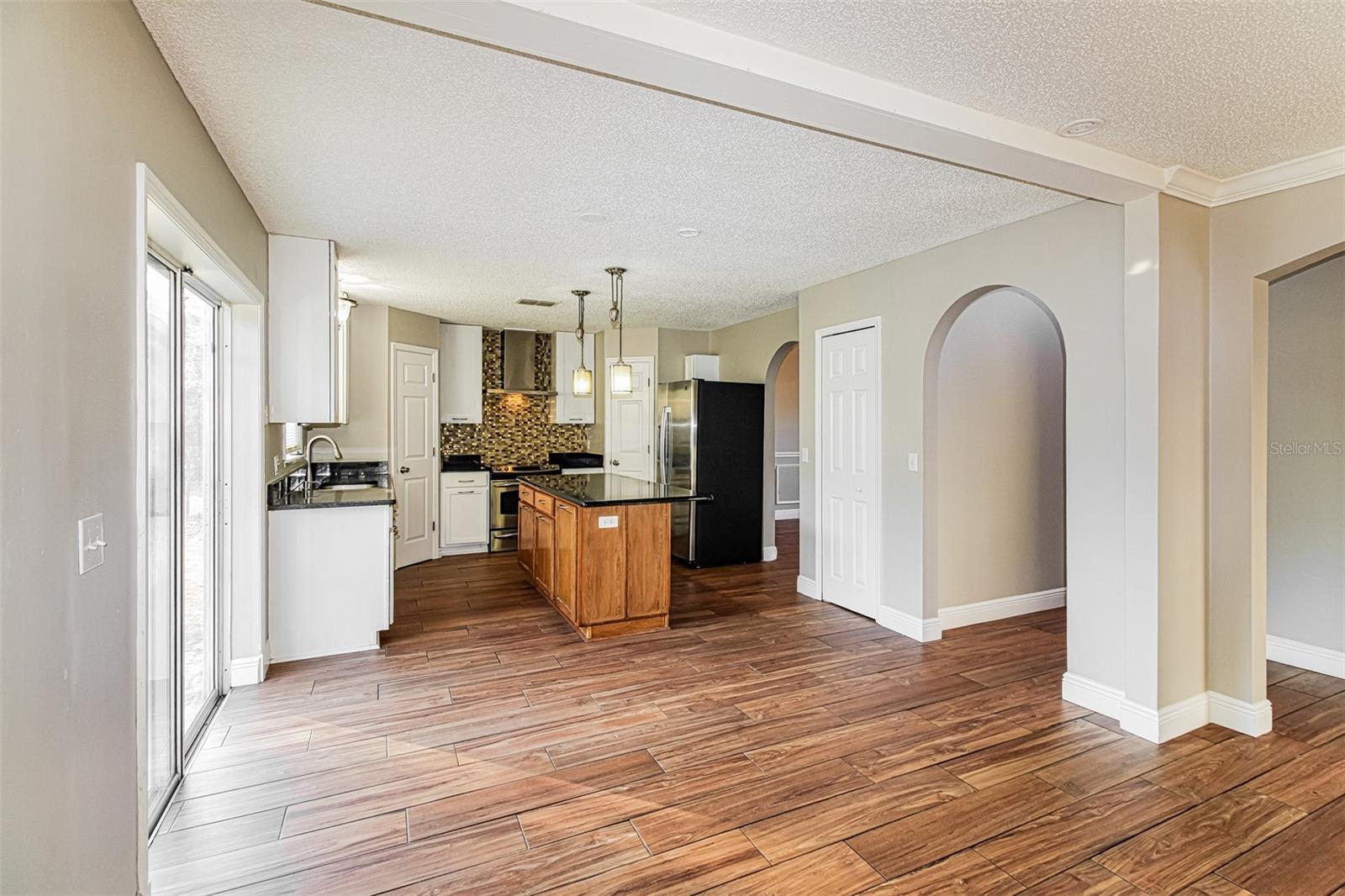 SPRING HILL - Residential