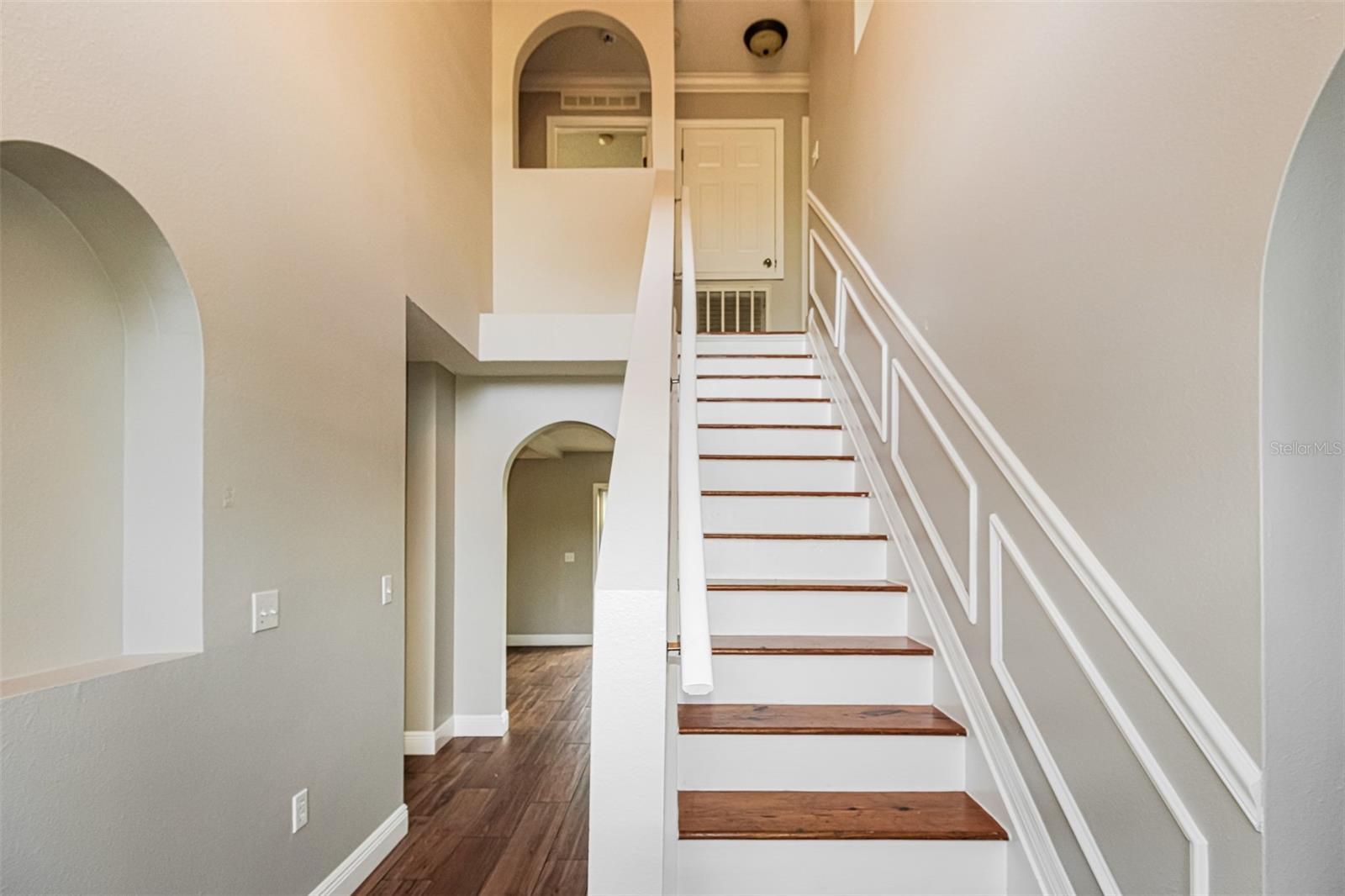 6296 LANDOVER BOULEVARD