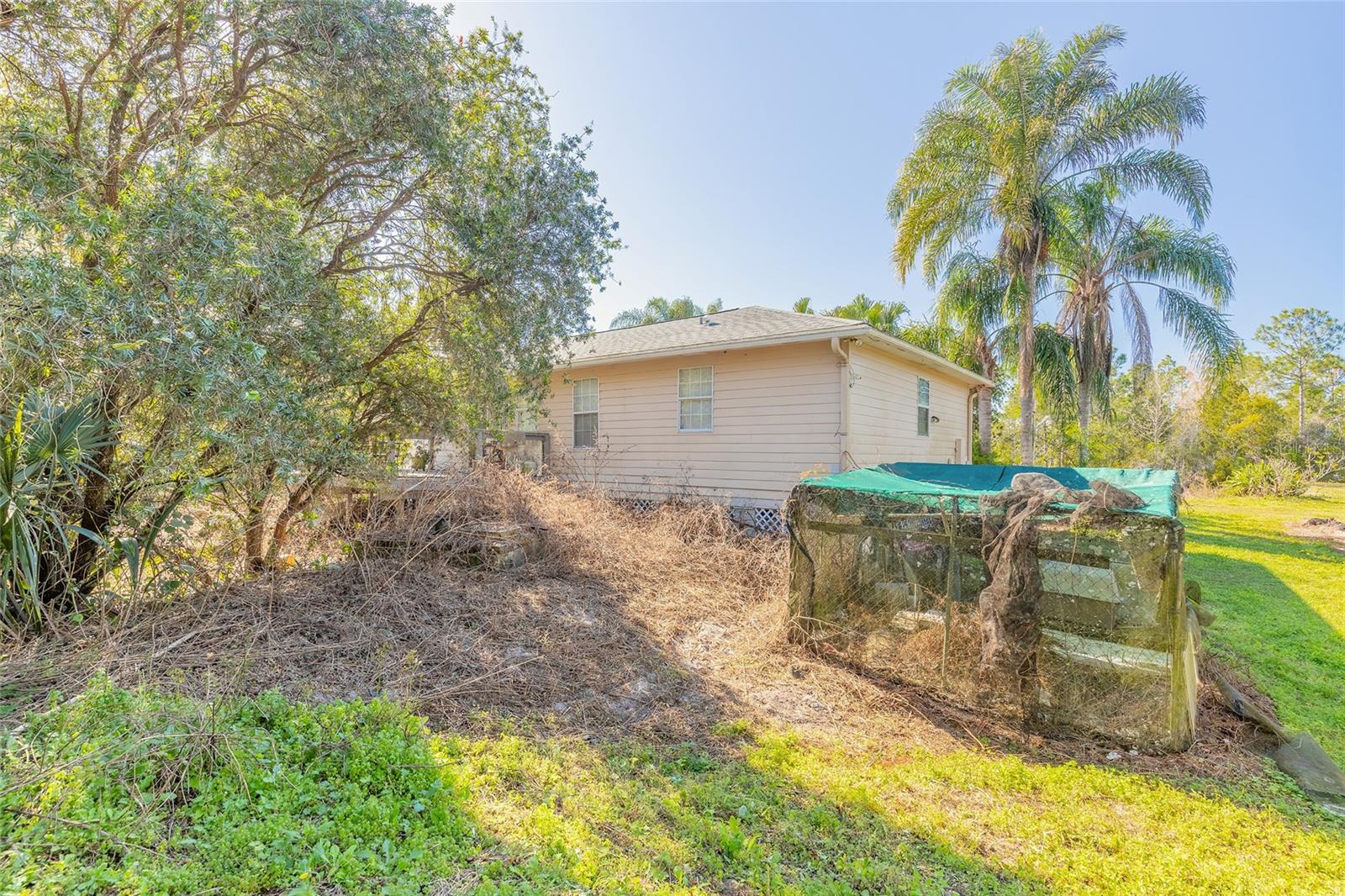 1035 S STATE ROAD 415