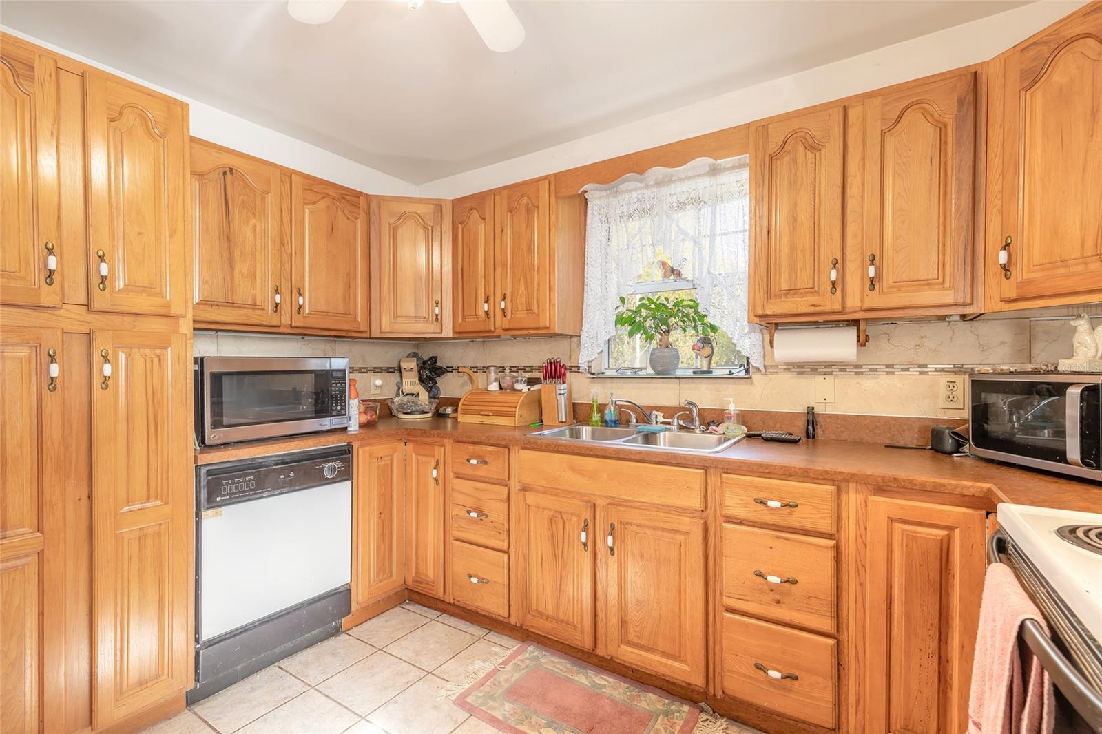 1035 S STATE ROAD 415