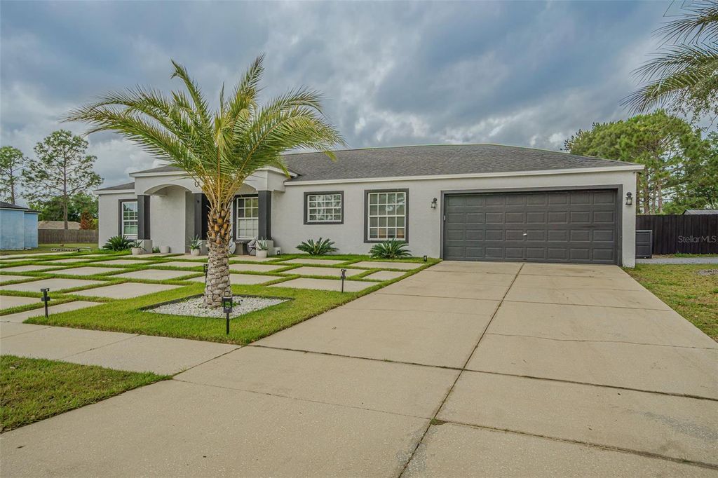 Photo of 12121 Colonial Estates Lane, Riverview, FL 33579 (MLS # TB8508832)