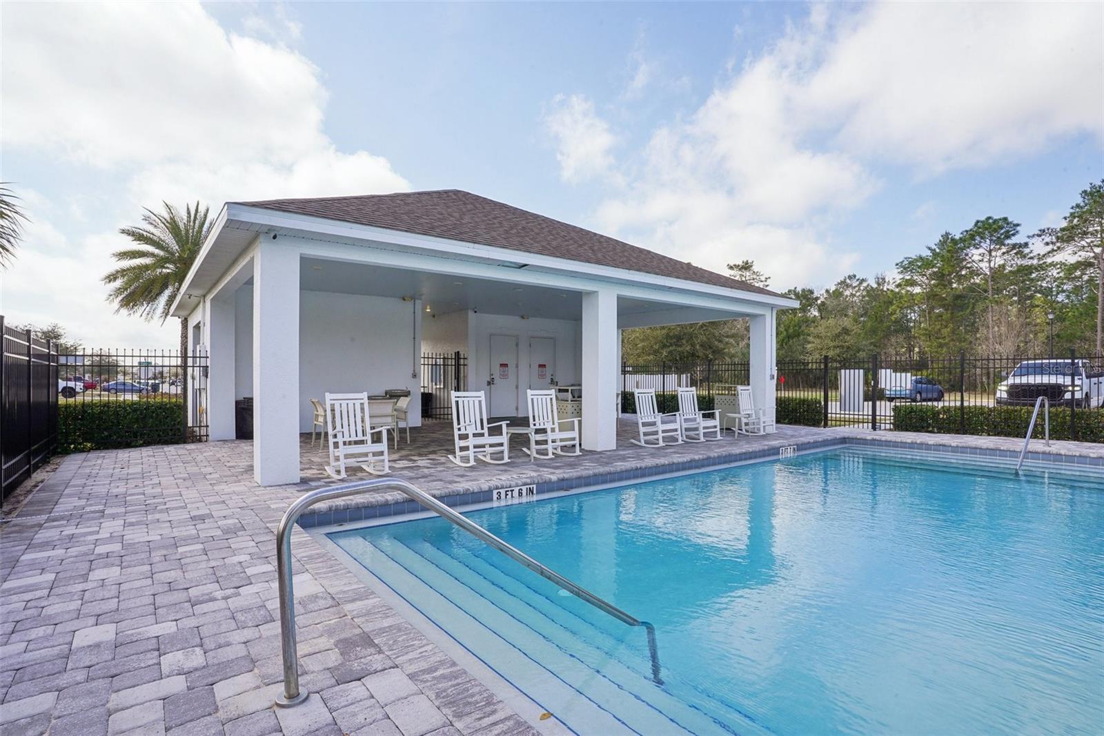 FERNANDA PLACE PH 1 - Residential