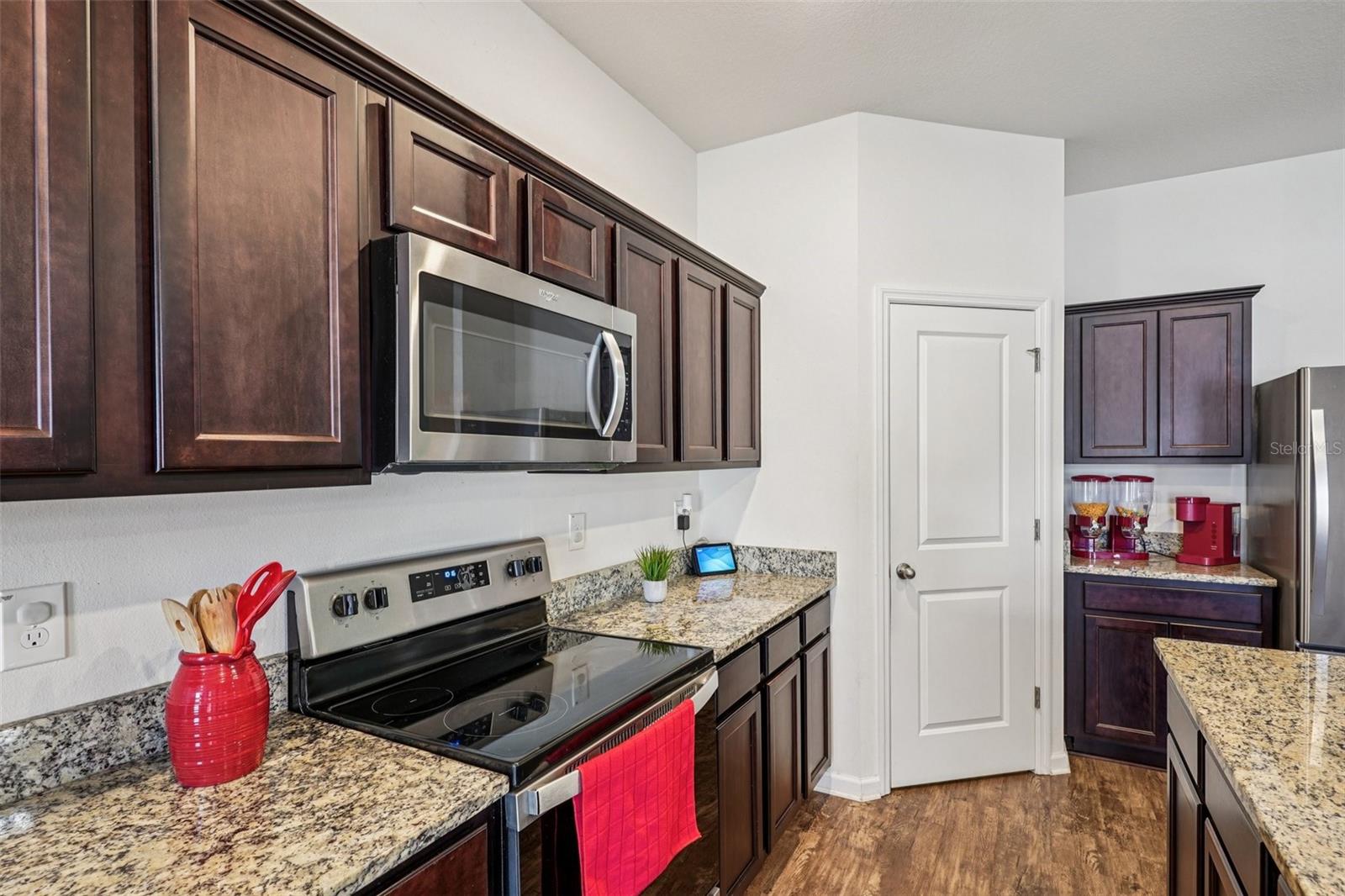 FERNANDA PLACE PH 1 - Residential