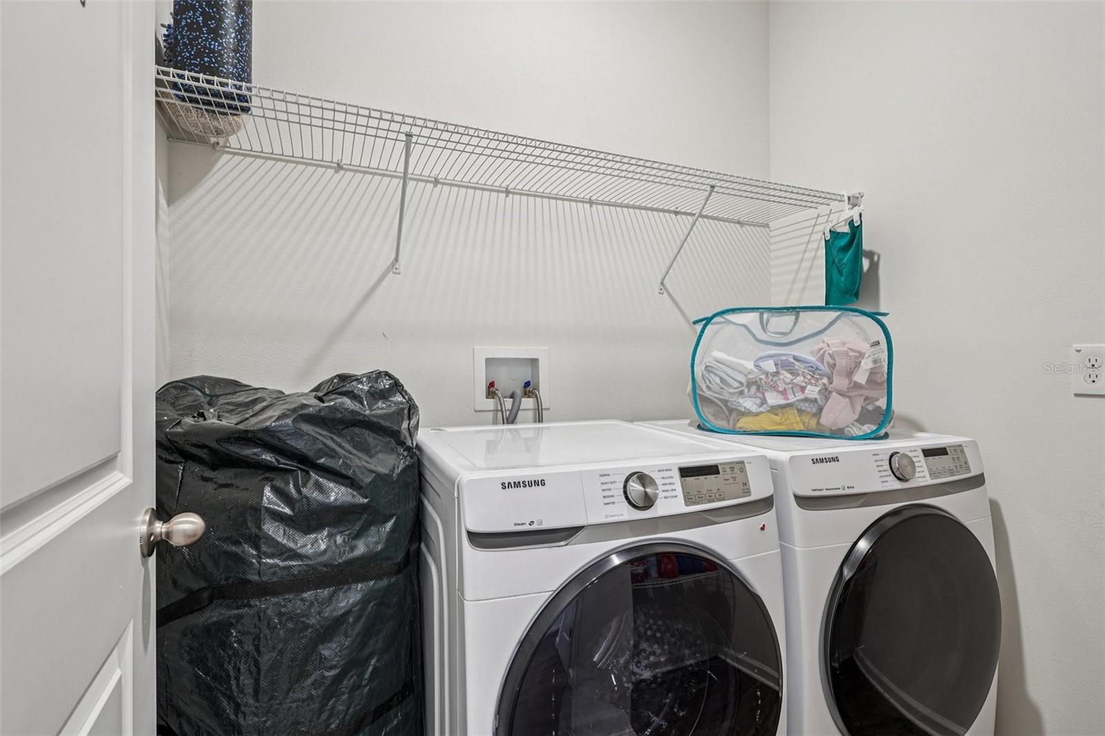 FERNANDA PLACE PH 1 - Residential