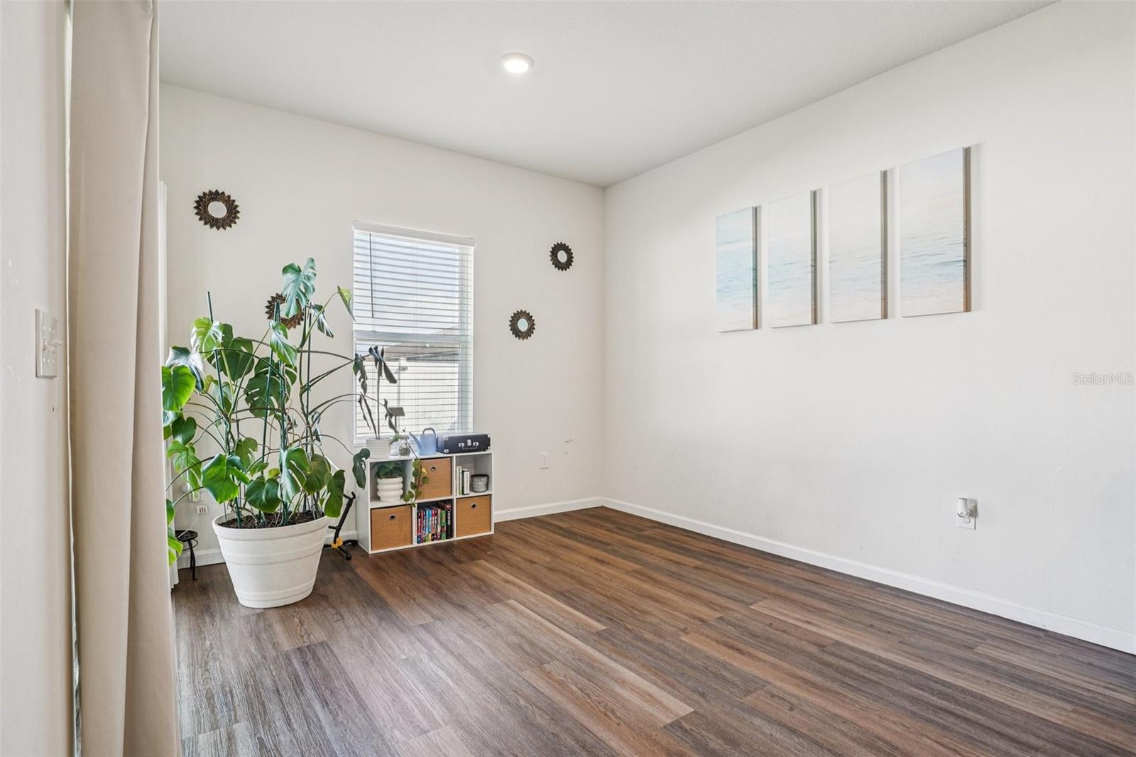 FERNANDA PLACE PH 1 - Residential