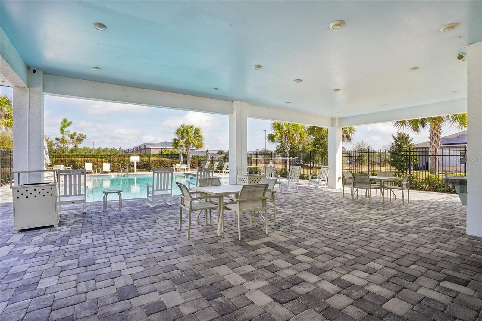 FERNANDA PLACE PH 1 - Residential