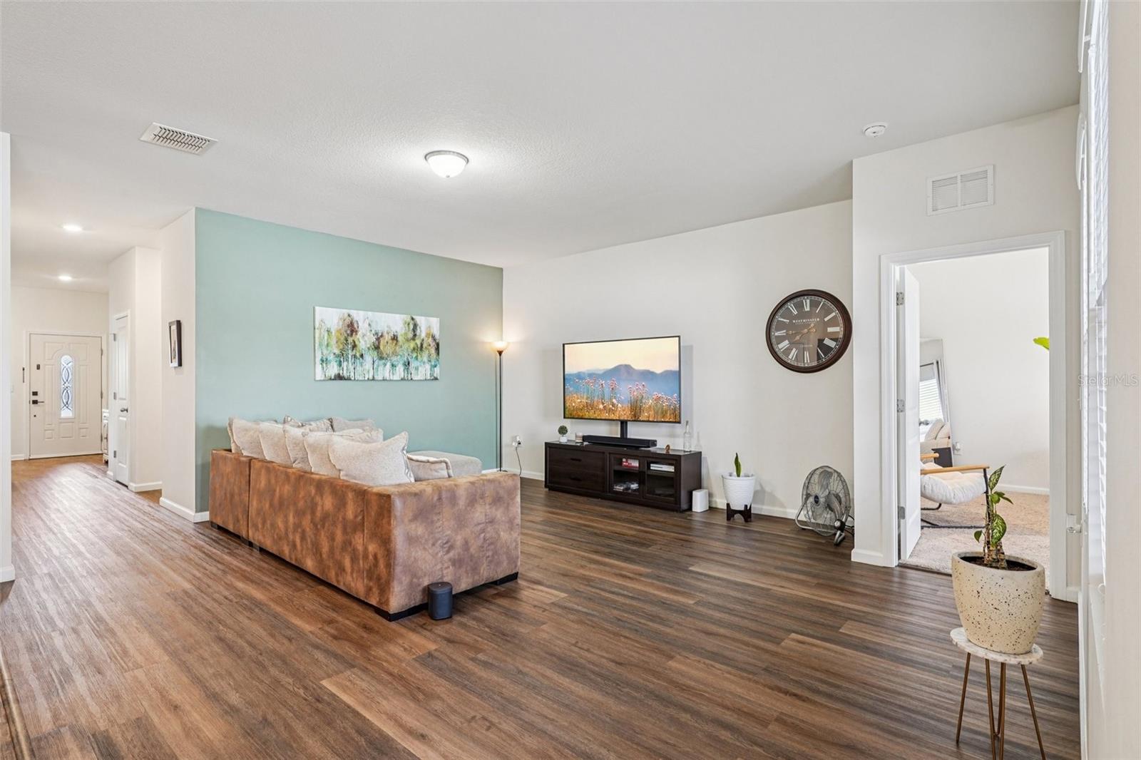 FERNANDA PLACE PH 1 - Residential