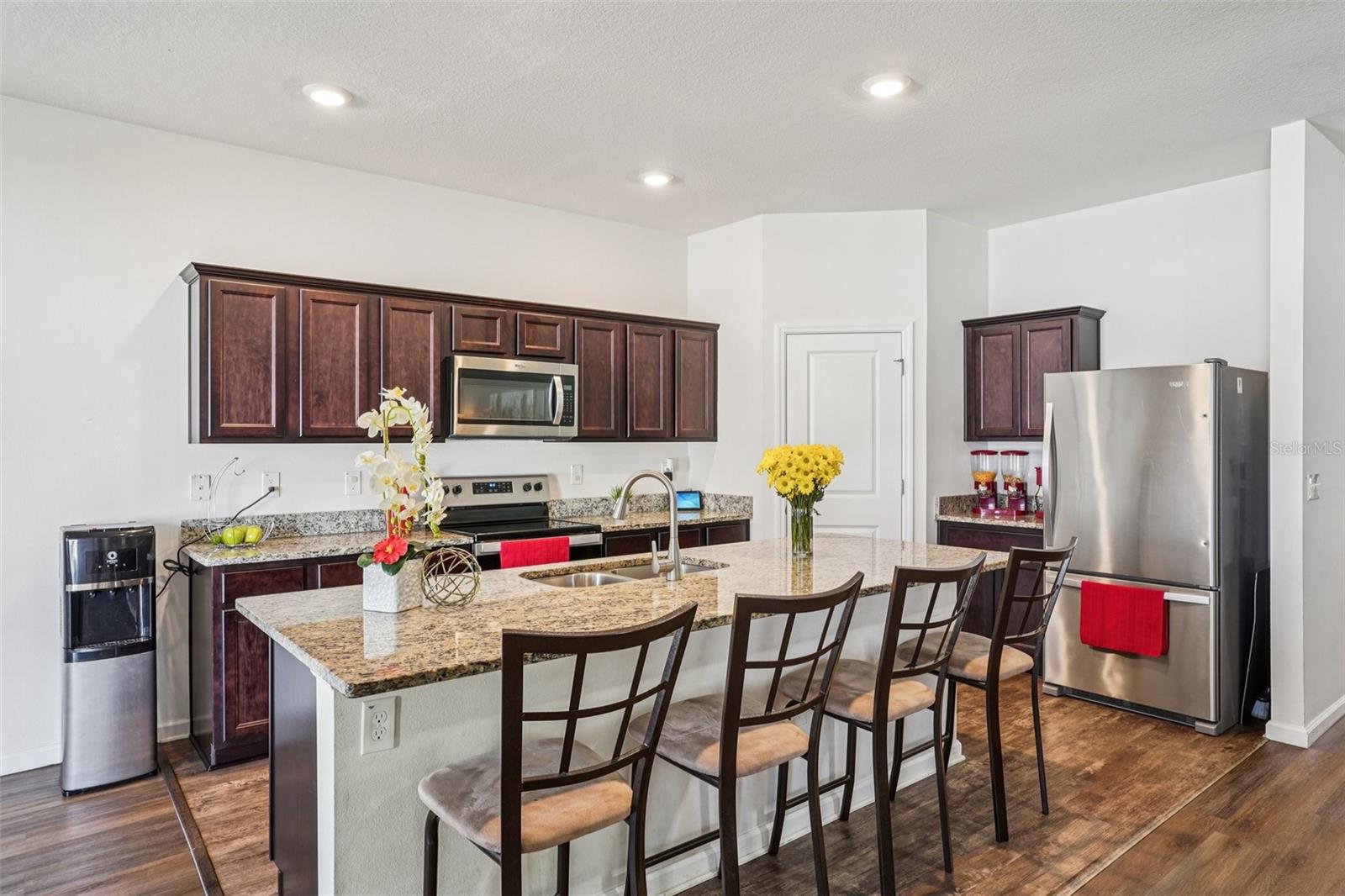 FERNANDA PLACE PH 1 - Residential