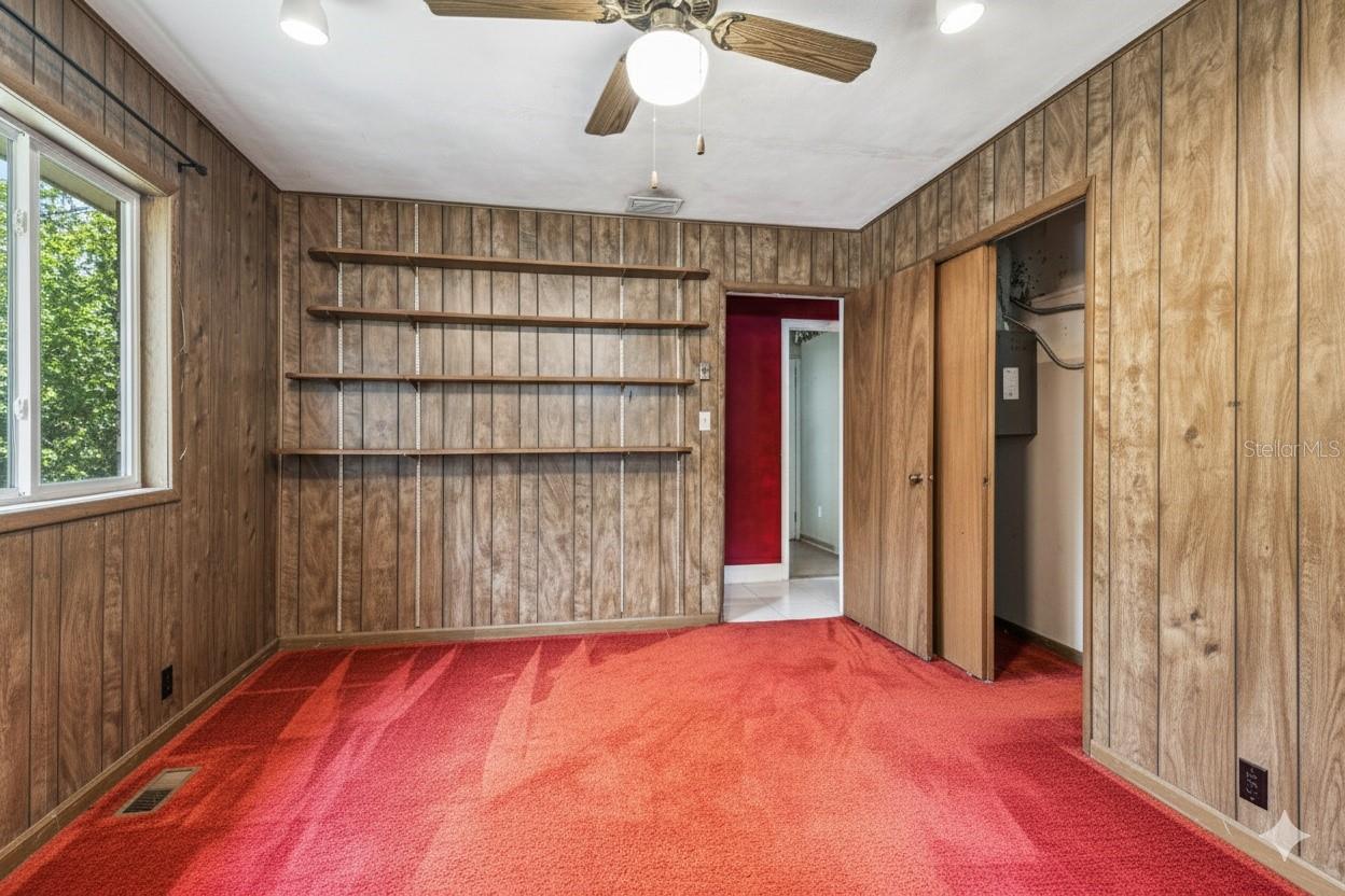 WOODBERRY & COTTAGEWOOD OAKS AREA - Residential