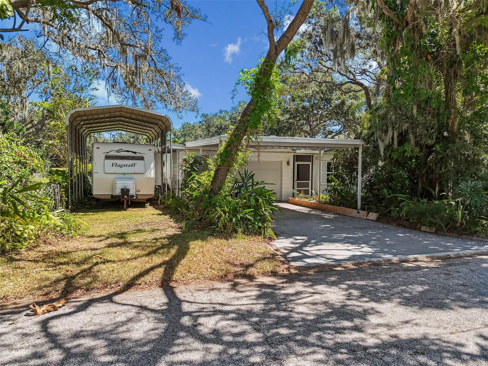 WOODBERRY & COTTAGEWOOD OAKS AREA - Residential