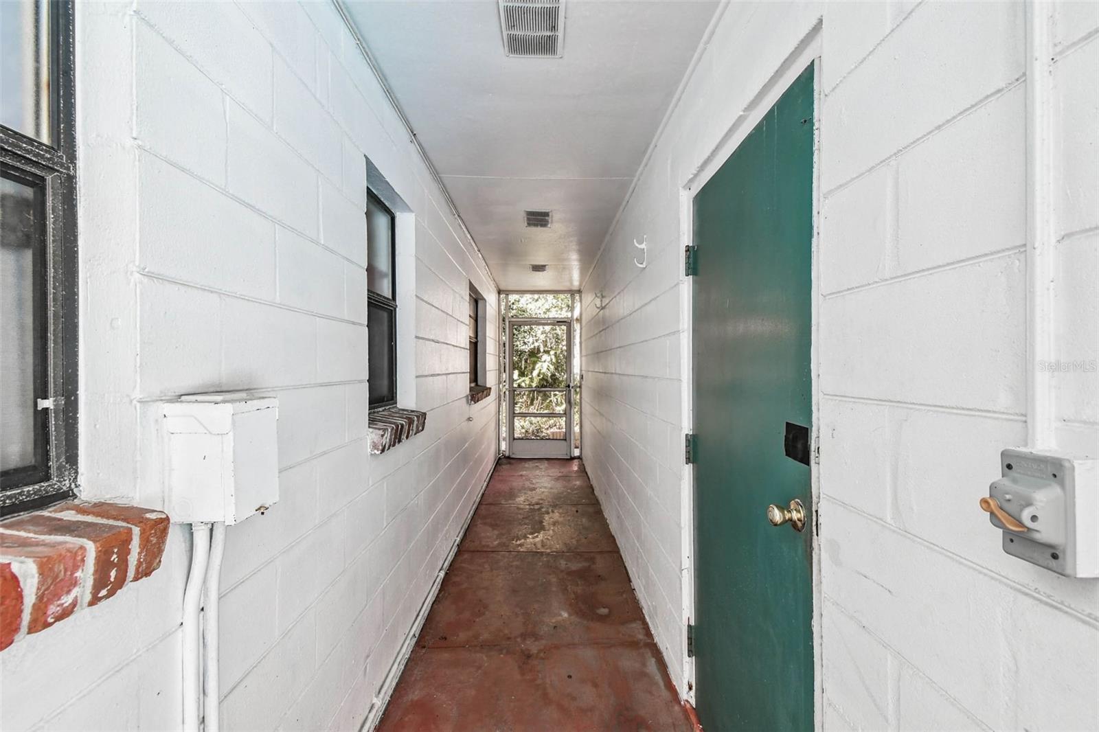 WOODBERRY & COTTAGEWOOD OAKS AREA - Residential