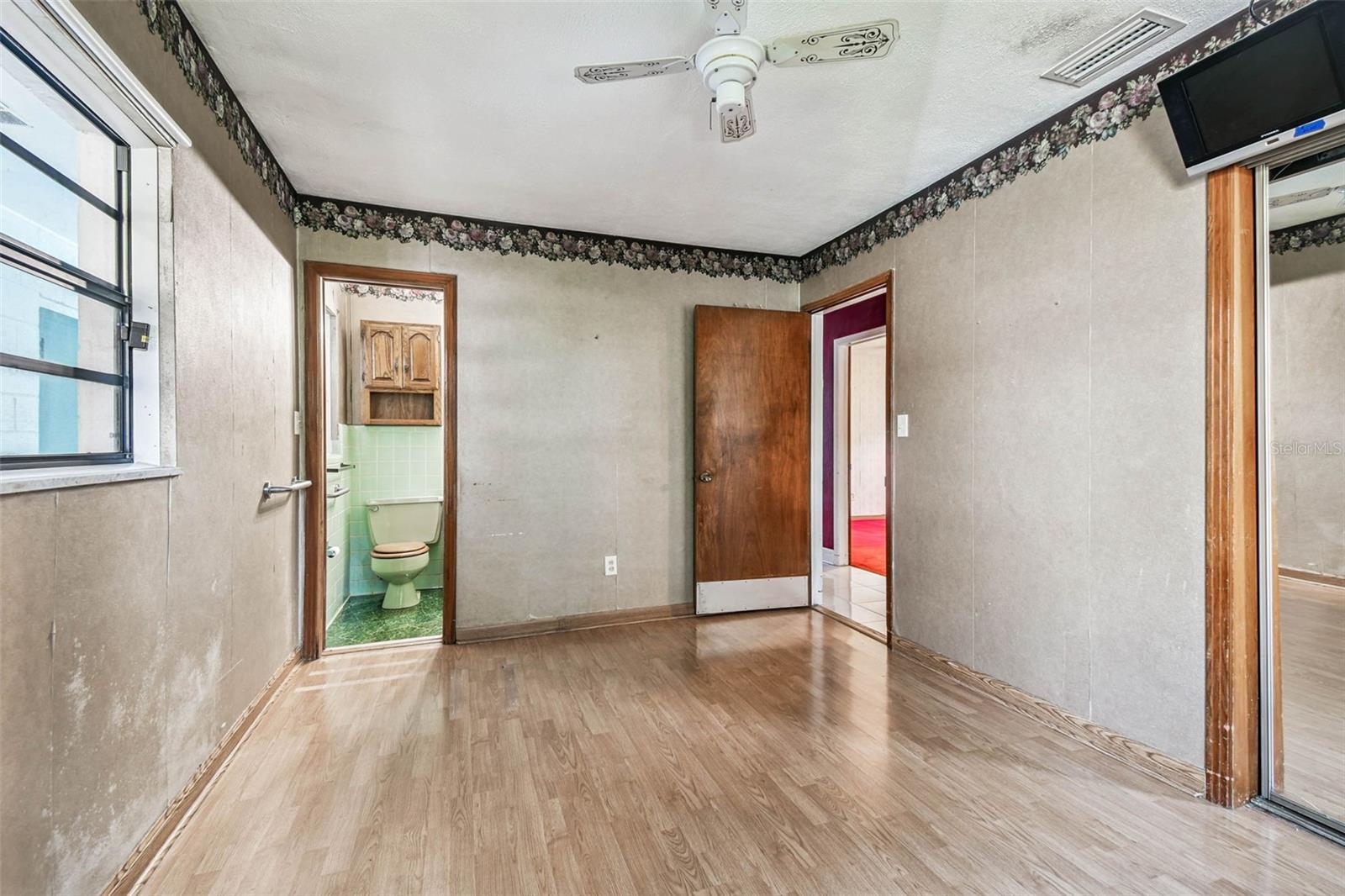 WOODBERRY & COTTAGEWOOD OAKS AREA - Residential