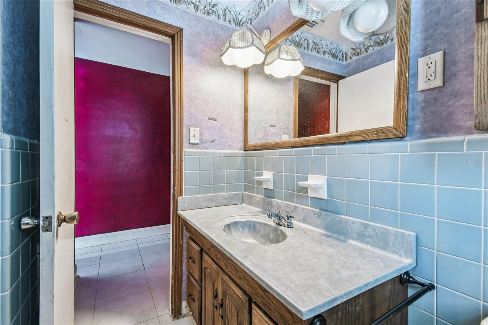 WOODBERRY & COTTAGEWOOD OAKS AREA - Residential