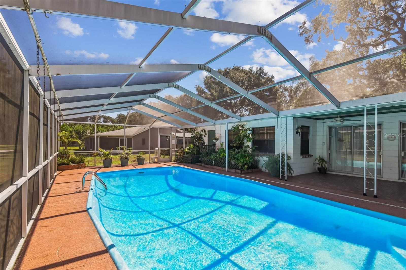 WOODBERRY & COTTAGEWOOD OAKS AREA - Residential