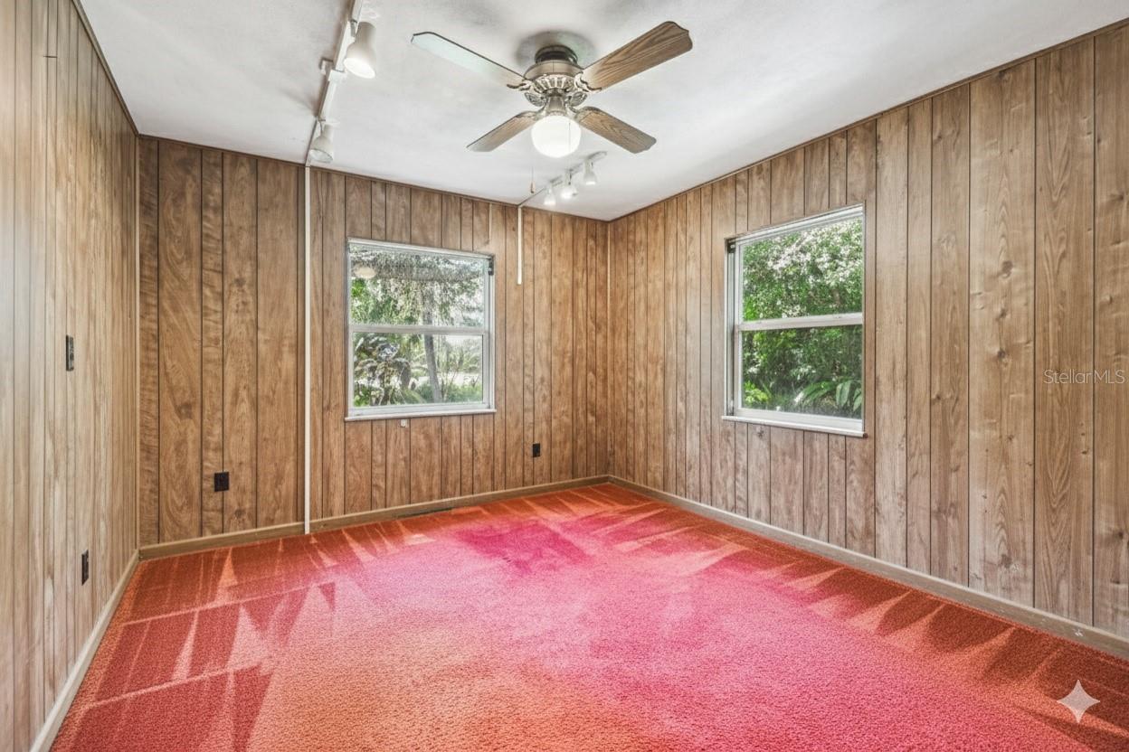 WOODBERRY & COTTAGEWOOD OAKS AREA - Residential