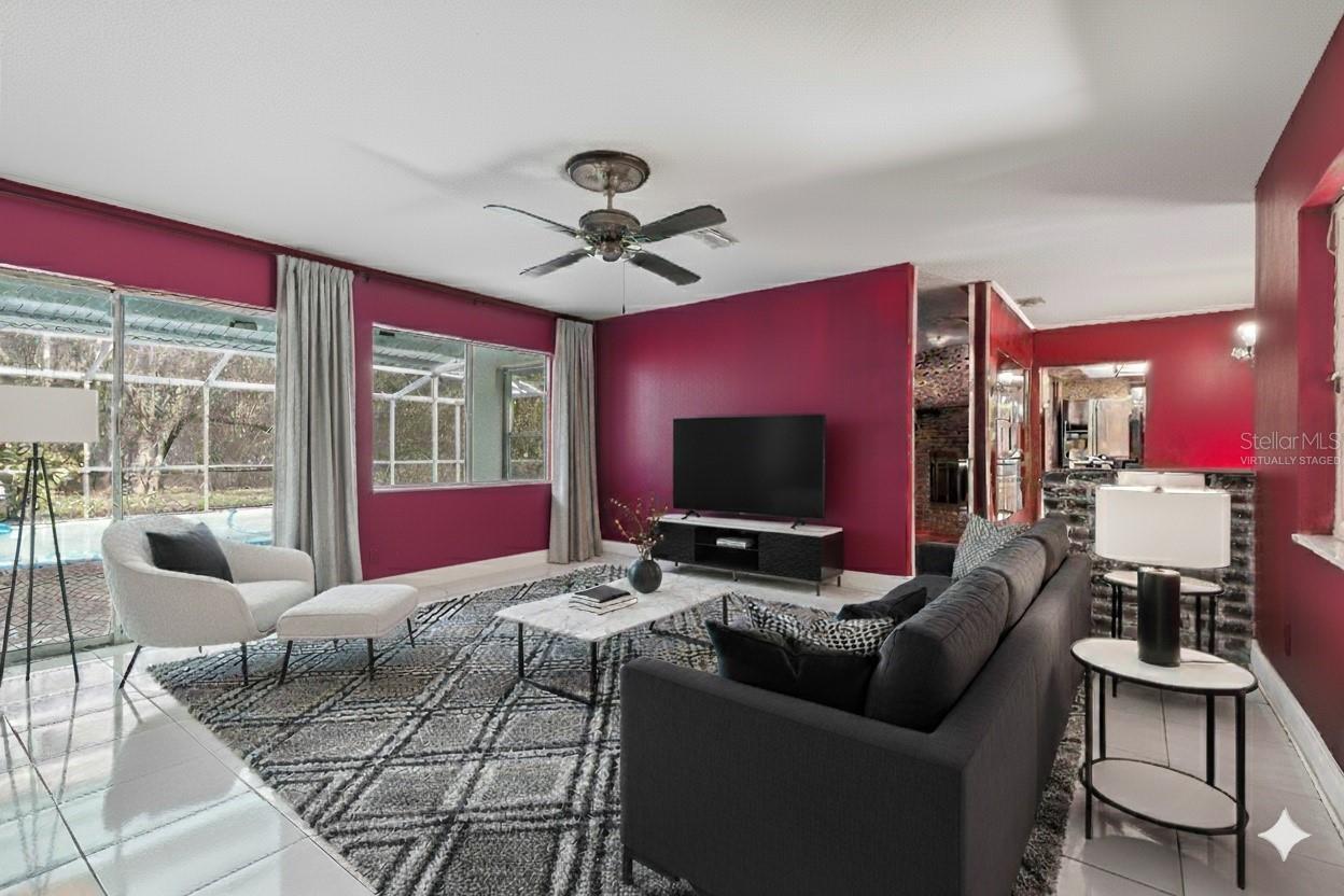 WOODBERRY & COTTAGEWOOD OAKS AREA - Residential