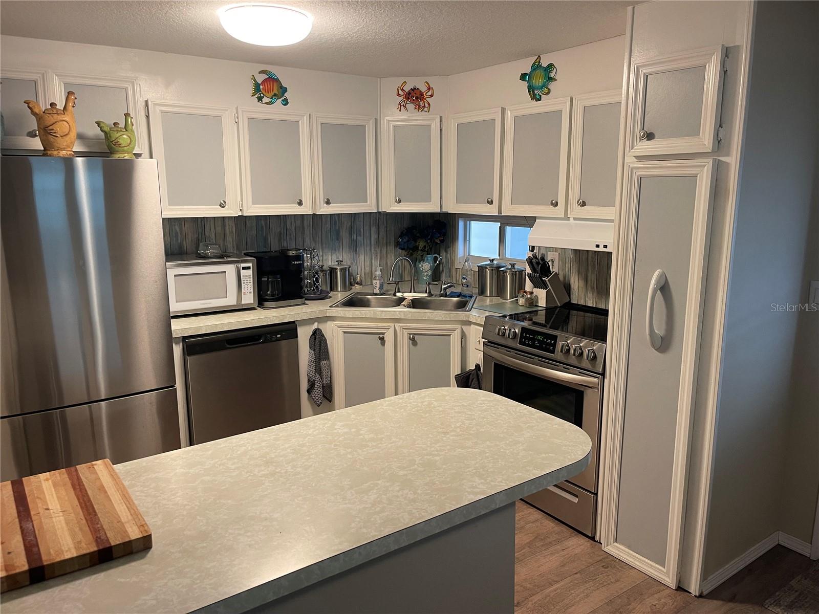 SUN VALLEY MOBILE HOME PARK - Residential Lease