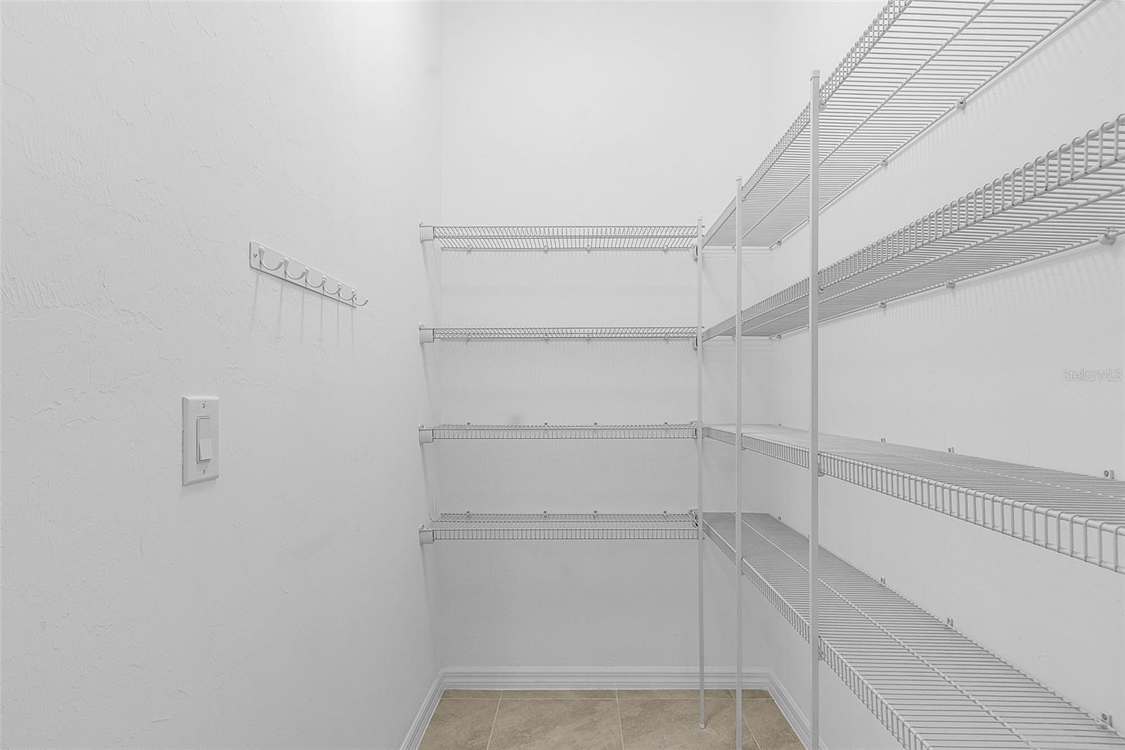 CASCADES/RIVER HALL PH 1B - Residential