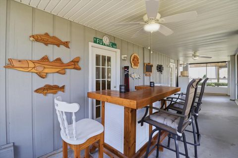 Tiny photo for 1931 NW 18th Street, Crystal River, FL 34428 (MLS # TB8506616)