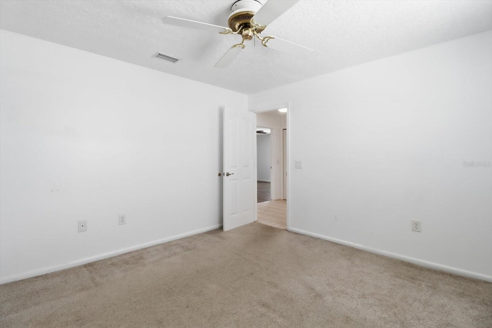 WOODLAND ESTATES UNIT 02 - Residential