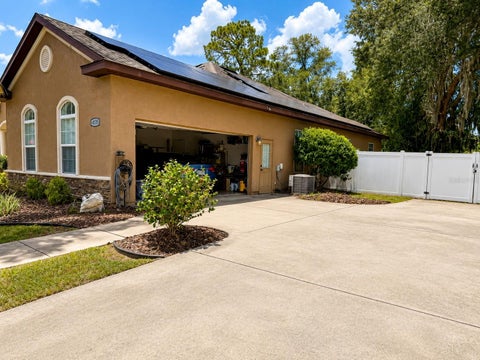 Tiny photo for 4535 SE 34th Place, Ocala, FL 34480 (MLS # FC319529)