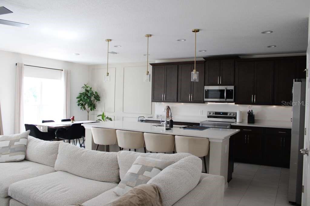 1609 SKY LAKES DRIVE