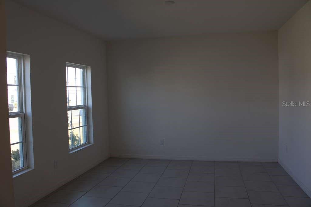 1609 SKY LAKES DRIVE