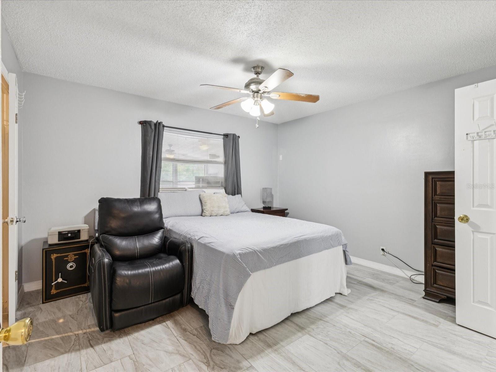 WESTSHORE ESTATES SOUTH 1ST AD - Residential