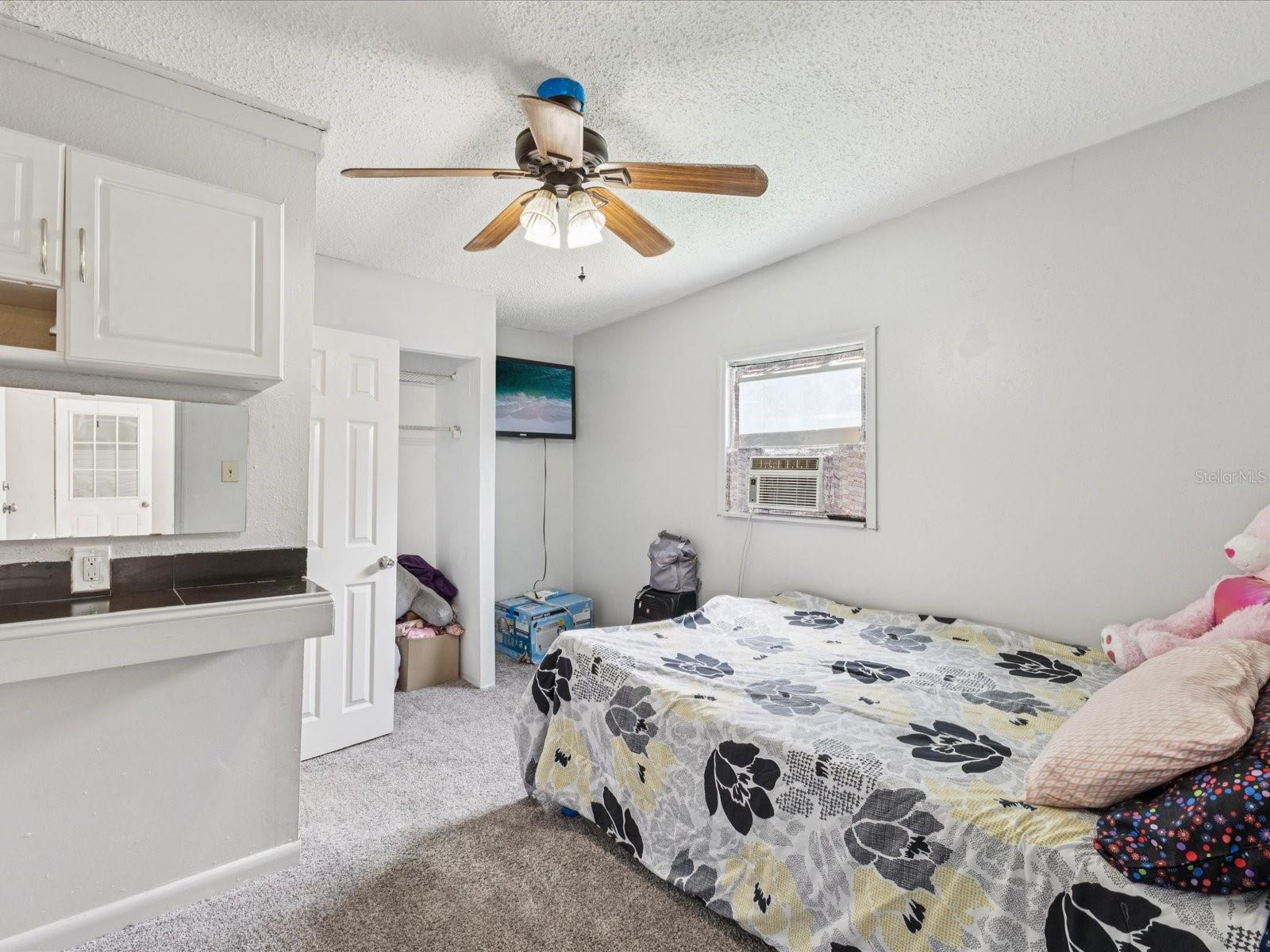 WESTSHORE ESTATES SOUTH 1ST AD - Residential