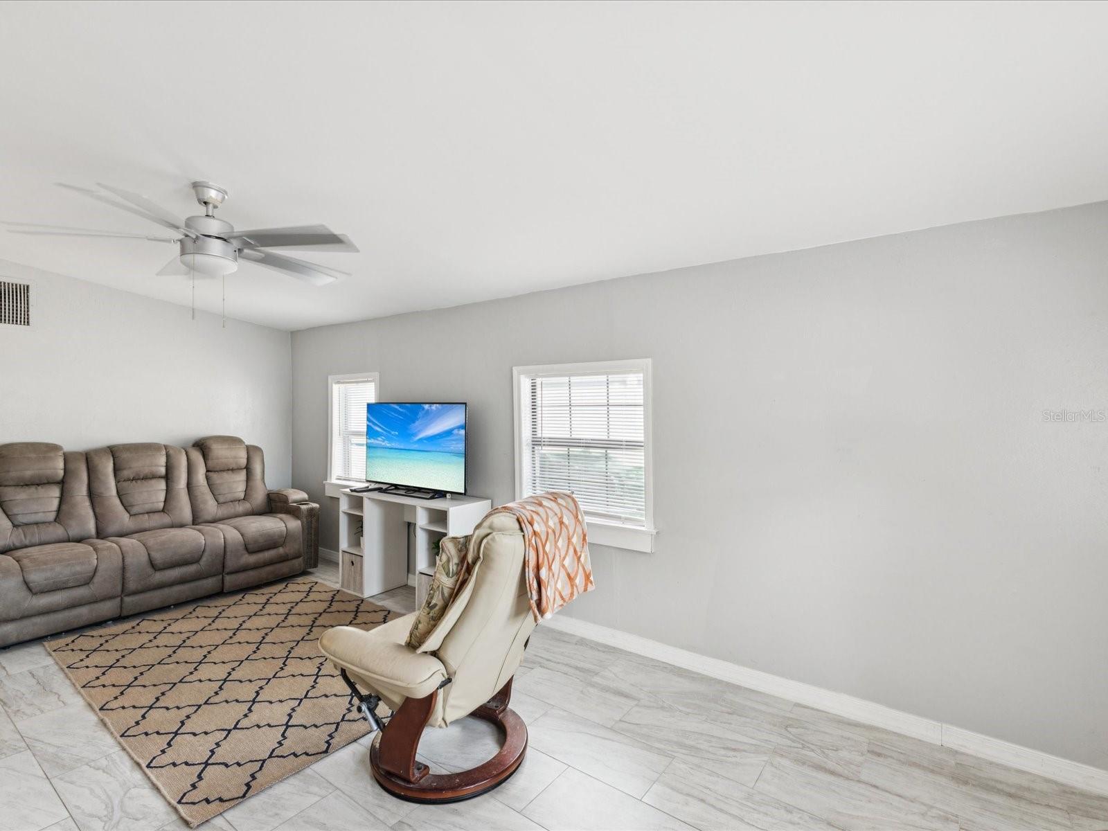 6518 S WEST SHORE CIRCLE