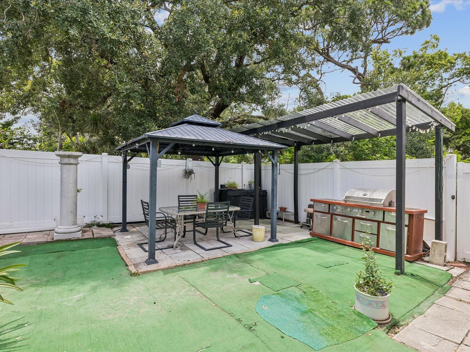 WESTSHORE ESTATES SOUTH 1ST AD - Residential