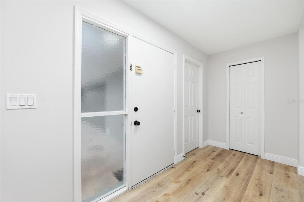 Photo of 320 SE 41st Avenue, Ocala, FL 34471 (MLS # OM718101)