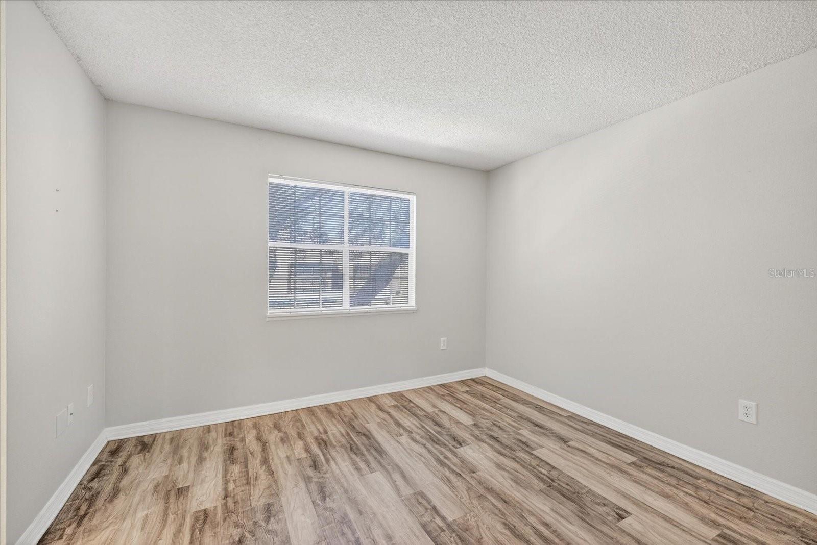 FOUNTAINS OF COUNTRY - Residential