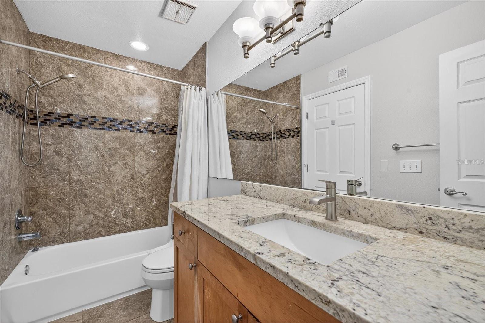 FOUNTAINS OF COUNTRY - Residential