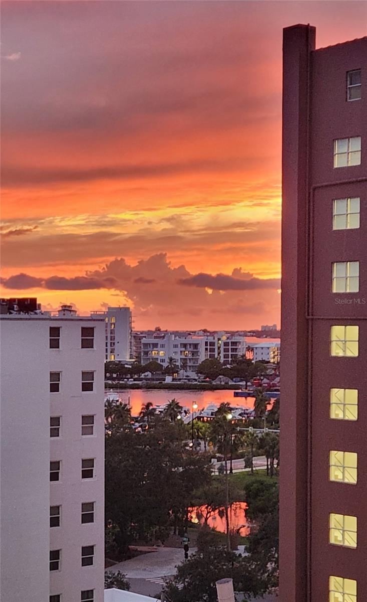 THE DEMARCAY - Residential