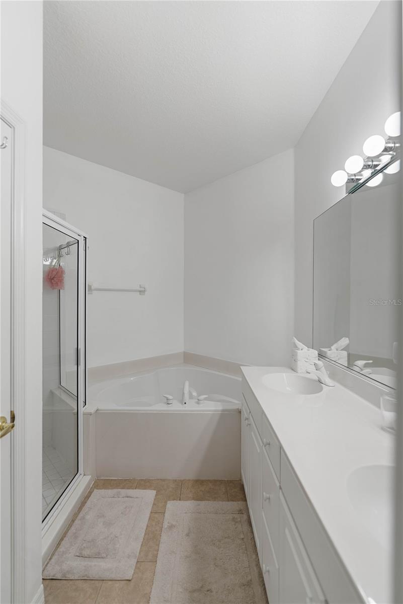 ARIELLE/PALMER RANCH SEC 03 P - Residential