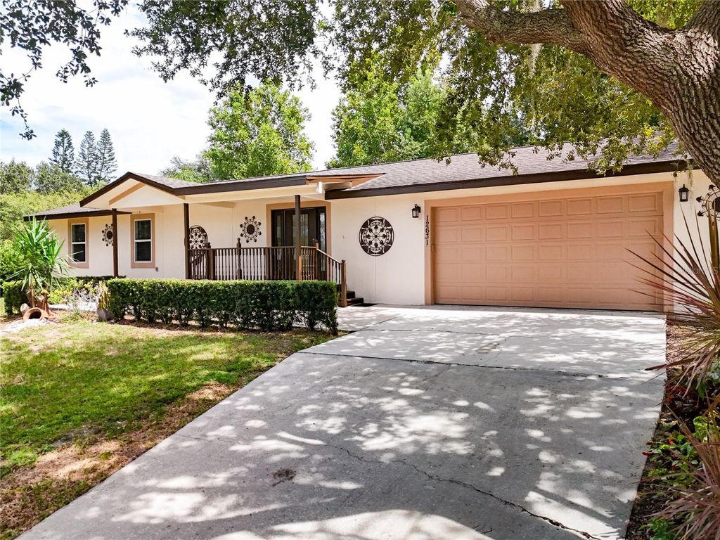 Photo of 12631 Eryn Court, Clermont, FL 34711 (MLS # G5104923)