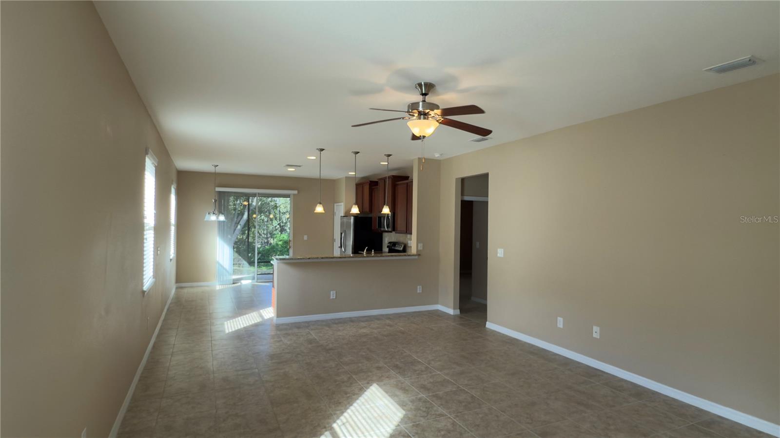 PALMER OAKS ESTS, UNIT 1 - Residential Lease