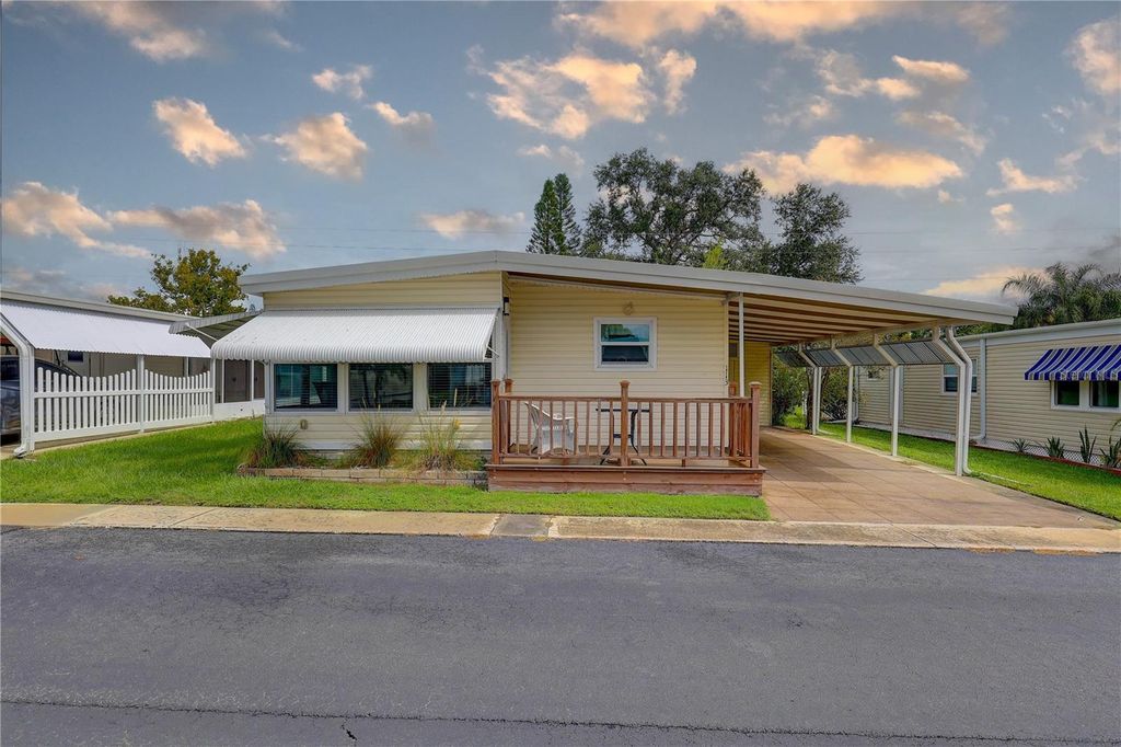 Photo of 113 Royal Palm Circle, Largo, FL 33778 (MLS # TB8422562)