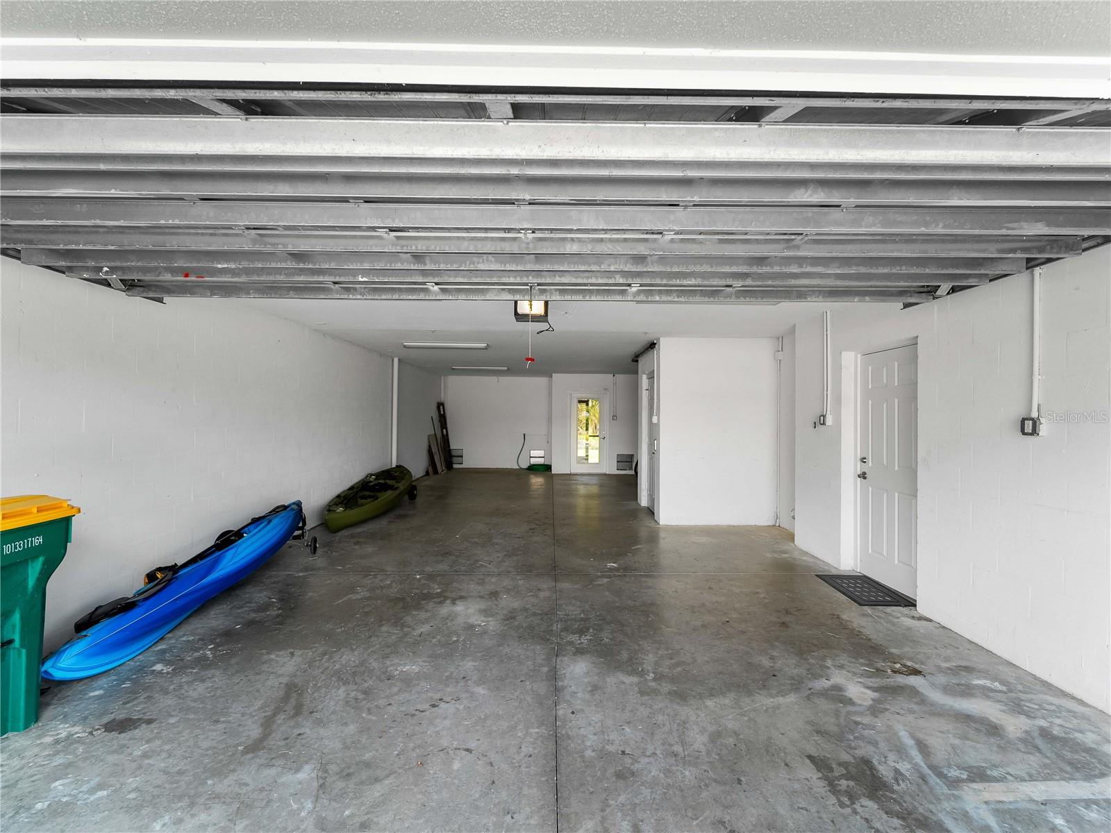 LANDINGS AT CORAL CREEK - Residential