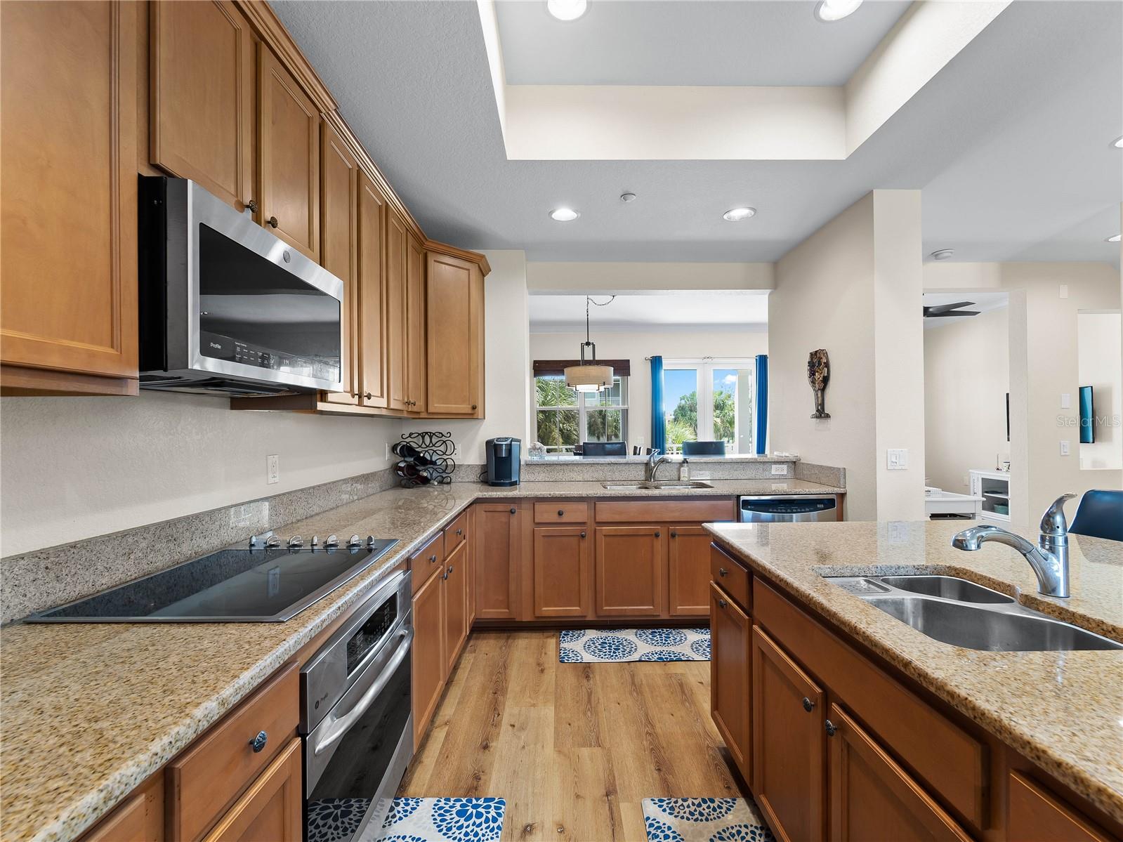 LANDINGS AT CORAL CREEK - Residential