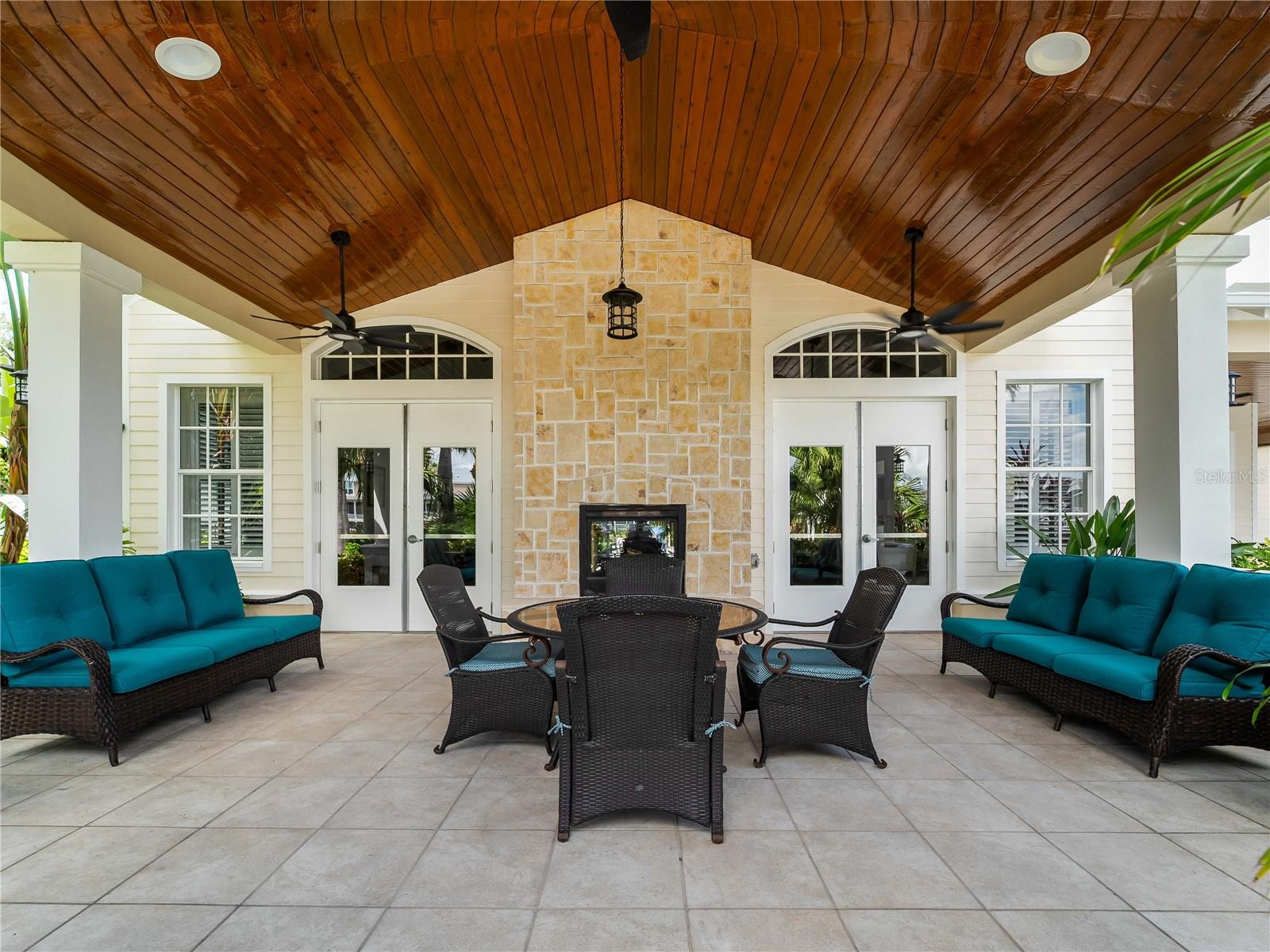 LANDINGS AT CORAL CREEK - Residential